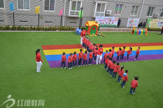 北京紅纓加盟園“陽(yáng)光體育”隊(duì)列展示