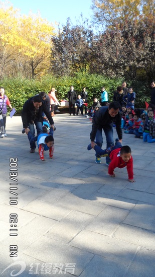 山東濟(jì)南紅纓智慧樹幼兒園舉辦“親子遠(yuǎn)足”游玩活動(dòng)