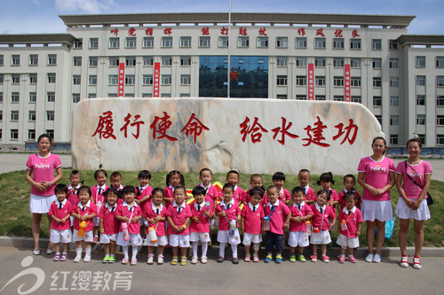 內(nèi)蒙古呼和浩特紅纓快樂天使幼兒園參觀軍營活動 