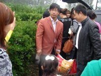 中秋節(jié)馬玉林幼兒園到敬老院慰問(wèn)。
