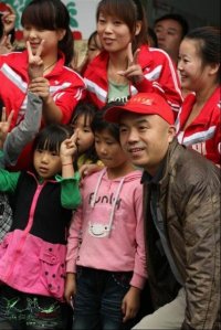 活動完了，大家一起合個影吧。