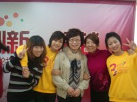 我園園長(zhǎng)、老師與北京紅纓教育總部魏新華專(zhuān)家合影