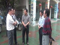 六里坪鎮(zhèn)黨委書記紀道斌同志5月10日蒞臨我園調(diào)研學(xué)前