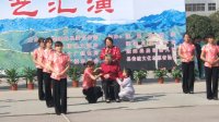 “家和萬事興，母慈兒孝敬。眾人拾柴火焰高，國安享太平”。崇尚和諧歷來是中華民族的追求和期盼，安居樂業(yè)一直是炎黃子孫最樸素的心愿。只有身心和諧，家庭和諧，社會和諧，我們的生活才能蒸蒸日上，我們的事業(yè)才能興旺發(fā)達。 “凡是人，皆須愛，天同覆，地同載。”愛是看不見的語言，愛是摸不到的感覺，愛是我們小小的心愿，希望你平安快樂永遠。大愛的甘泉澆開和諧的花，大德的厚土結(jié)出善美之果。讓我們把愛帶回家，讓我們一起把愛傳出去，傳到每個人的心坎上，讓愛滿人間，幸福永遠。